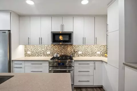 Kitchen - 1719 N Mohawk St #E, Chicago, IL 60614 photo 1 of 2