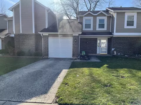 226 Stanyon Ln, Bloomingdale, IL 60108
