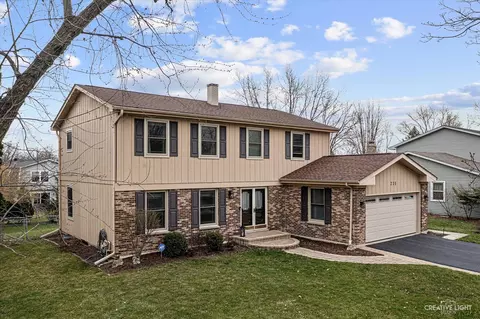 235 Waxwing Ave, Naperville, IL 60565