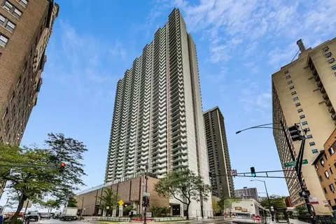 6033 N Sheridan Rd #31D, Chicago, IL 60660