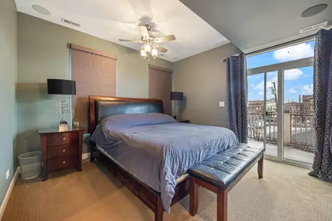 Bedroom - 2417 N Avers Ave, Chicago, IL 60647 photo 1 of 4