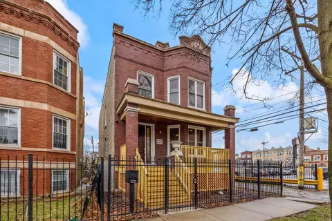 2417 N Avers Ave, Chicago, IL 60647