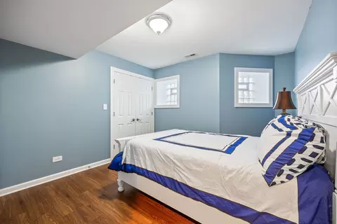 Bedroom - 2417 N Avers Ave, Chicago, IL 60647 photo 3 of 4