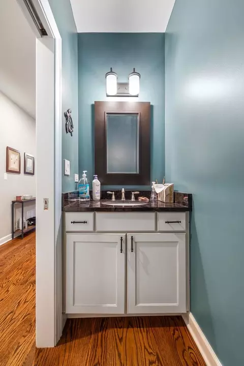 Bath - 2417 N Avers Ave, Chicago, IL 60647 photo 1 of 6
