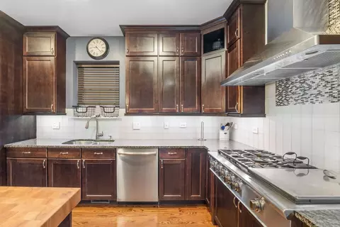 Kitchen - 2417 N Avers Ave, Chicago, IL 60647 photo 3 of 8