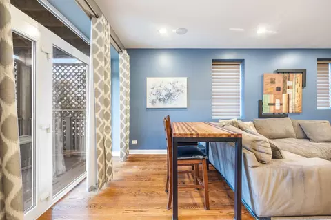 Dining - 2417 N Avers Ave, Chicago, IL 60647 photo 3 of 3