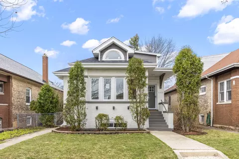 1225 N Harvey Ave, Oak Park, IL 60302