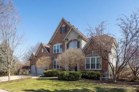 2361 Kane Ln, Batavia, IL 60510