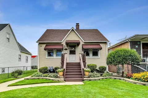 4948 S Luna Ave, Chicago, IL 60638