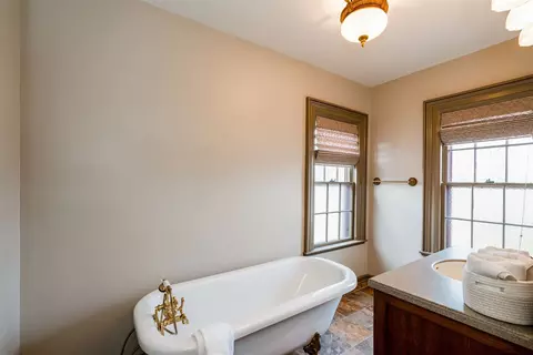 Bath - 607 N Main St, Normal, IL 61761 photo 4 of 5