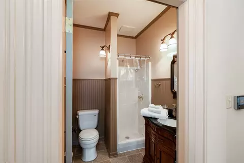 Bath - 607 N Main St, Normal, IL 61761 photo 2 of 5