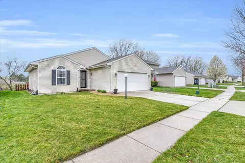 713 Erin Dr, Champaign, IL 61822