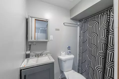 Bath - 505 E Jackson St, Joliet, IL 60432 photo 3 of 4