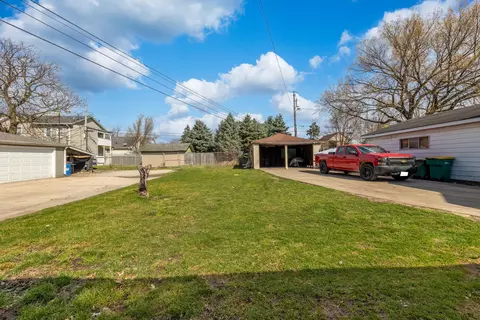 Exterior - 505 E Jackson St, Joliet, IL 60432 photo 3 of 3
