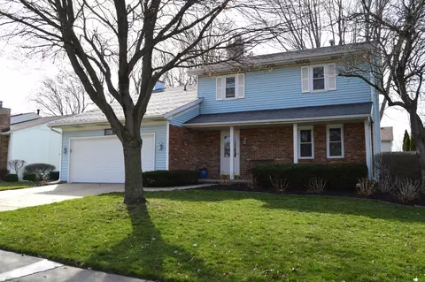 1314 Dianne Dr, Bloomington, IL 61704