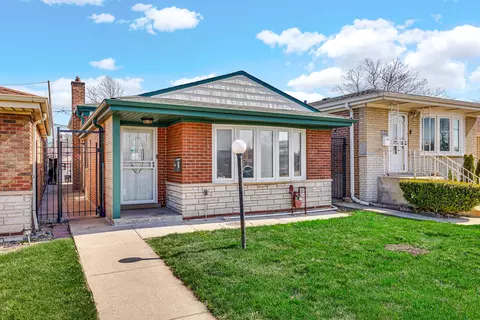 8841 S State St, Chicago, IL 60619