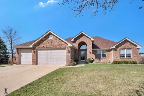 432 Locust Ln, Peotone, IL 60468