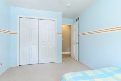 Bedroom - 100 E Sycamore St, Normal, IL 61761 photo 5 of 5
