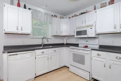 Kitchen - 100 E Sycamore St, Normal, IL 61761 photo 1 of 2