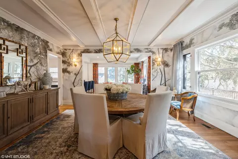 Dining - 708 Forest Ave, Oak Park, IL 60302 photo 1 of 1