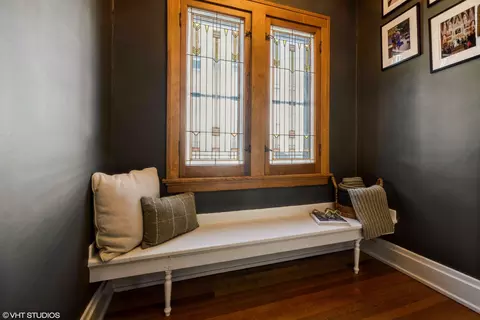 Entry Way - 708 Forest Ave, Oak Park, IL 60302 photo 1 of 1