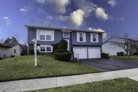 Exterior - 1111 Shagbark Ct, Hoffman Estates, IL 60192 photo 3 of 10