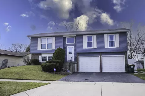 1111 Shagbark Ct, Hoffman Estates, IL 60192