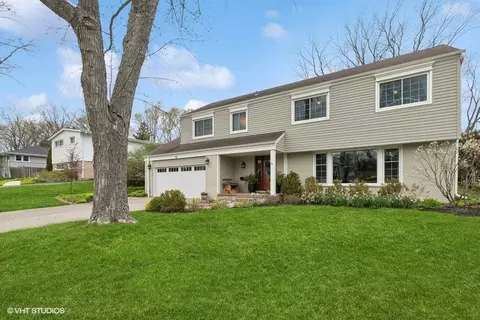 112 Park Ln, Lake Bluff, IL 60044