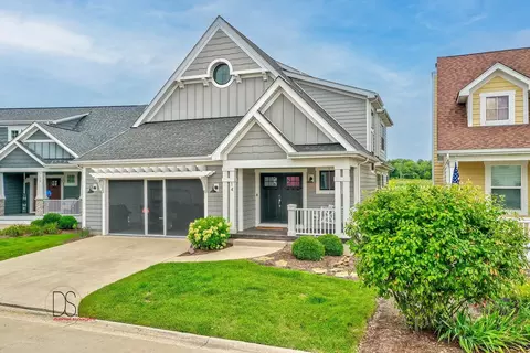 14 Waterside Way, Ottawa, IL 61350