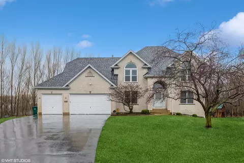 11839 Condor Ln, Huntley, IL 60142