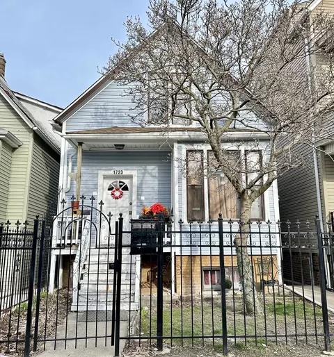 1723 N Spaulding Ave, Chicago, IL 60647