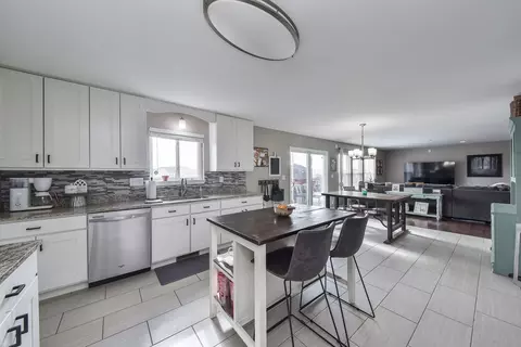 Kitchen - 507 Settlement Dr, Maple Park, IL 60151 photo 2 of 2