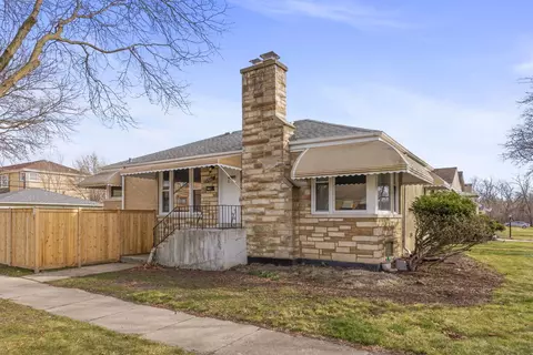 2301 S 18th Ave, North Riverside, IL 60546