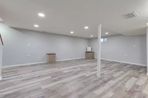 Other - 625 Sandy Ln, Des Plaines, IL 60016 photo 13 of 14
