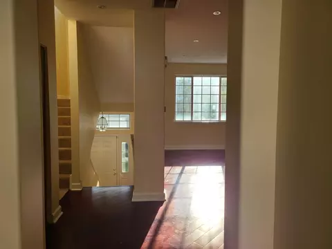 9349 W Harrison St, Des Plaines, IL 60016 photo 3
