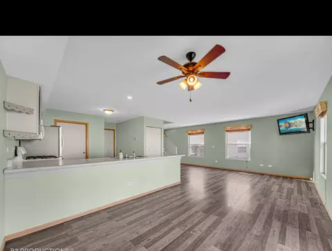 Living - 25288 Faraday Rd, Manhattan, IL 60442 photo 1 of 2