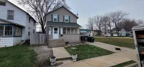 709 Avenue C, Sterling, IL 61081