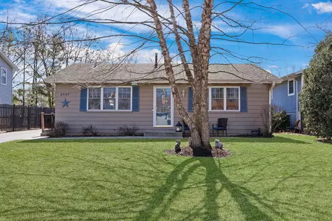 25185 W Wayside Pl, Lake Villa, IL 60046