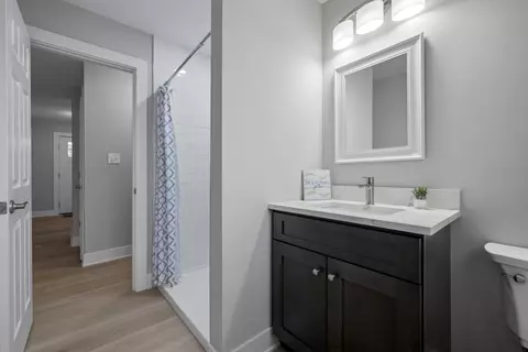 Bath - 13352 Florence Rd, Mokena, IL 60448 photo 3 of 4