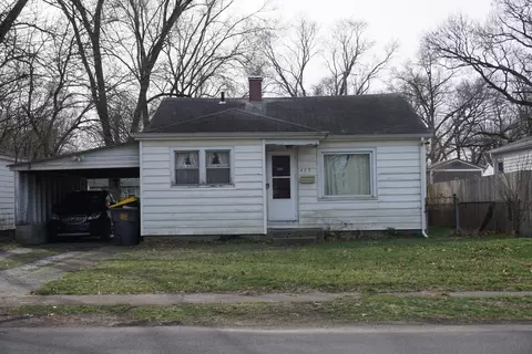 425 E Liverpool Rd, Lake Station, IN 46405