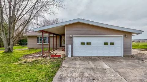 Exterior - 2263 E 875th Rd, Oglesby, IL 61348 photo 6 of 6