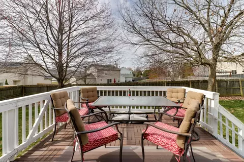 Exterior - 1609 Henry St, Normal, IL 61761 photo 2 of 8