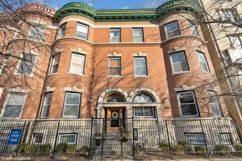 4631 N Racine Ave #3S, Chicago, IL 60640