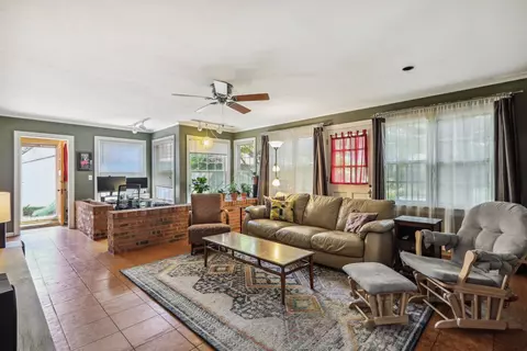 607 S Ridgeway Ave, Champaign, IL 61821 photo 17