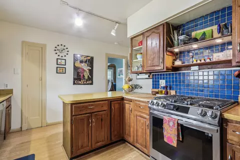 607 S Ridgeway Ave, Champaign, IL 61821 photo 12