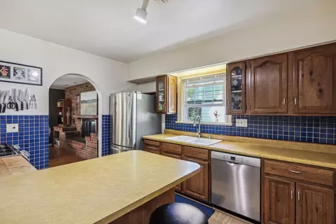 607 S Ridgeway Ave, Champaign, IL 61821 photo 11