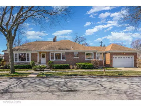3000 W Chase Ave, Chicago, IL 60645