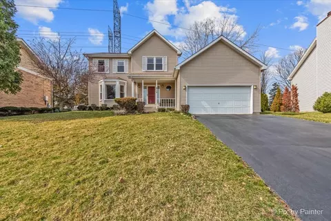 910 Pin Oak Cir, Cary, IL 60013