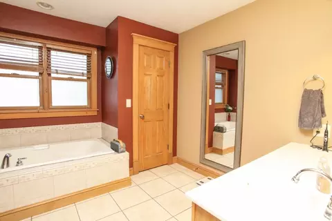 18523 Pawnee Ln, Danvers, IL 61732 photo 13