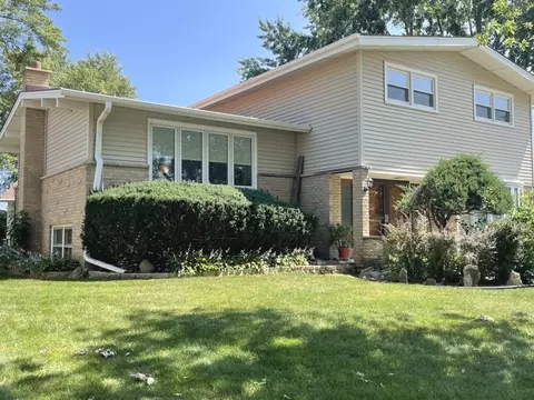 7616 Maple St, Morton Grove, IL 60053